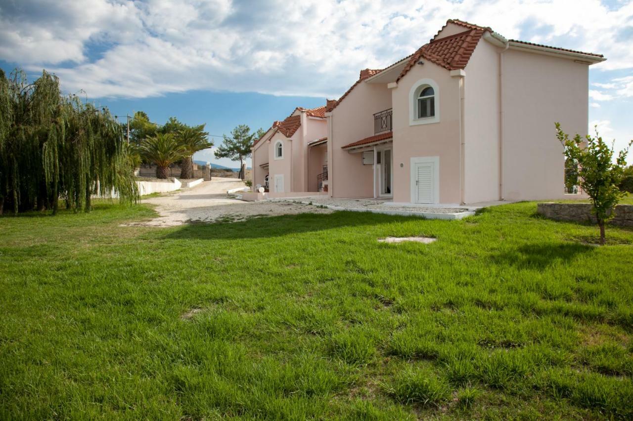 Cavaliere Houses Lixouri Exterior photo