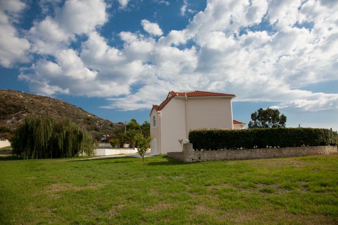 Cavaliere Houses Lixouri Exterior photo